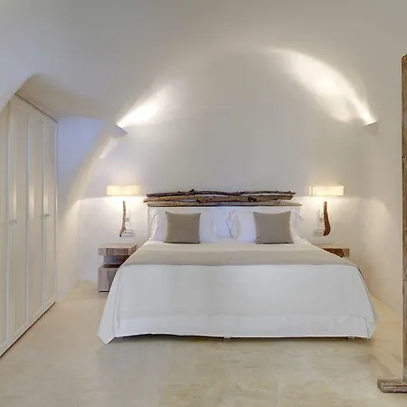 Mystique, A Luxury Collection Hotel, Santorini (adults Only) Hotel